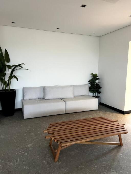 Apartment Novo Prox. Hosp. Sirio Lib. E Shop. F. Caneca Sao Paulo
